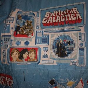 A vintage 1978 battlestar blanket